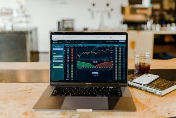 Laptop mit Analysetool
